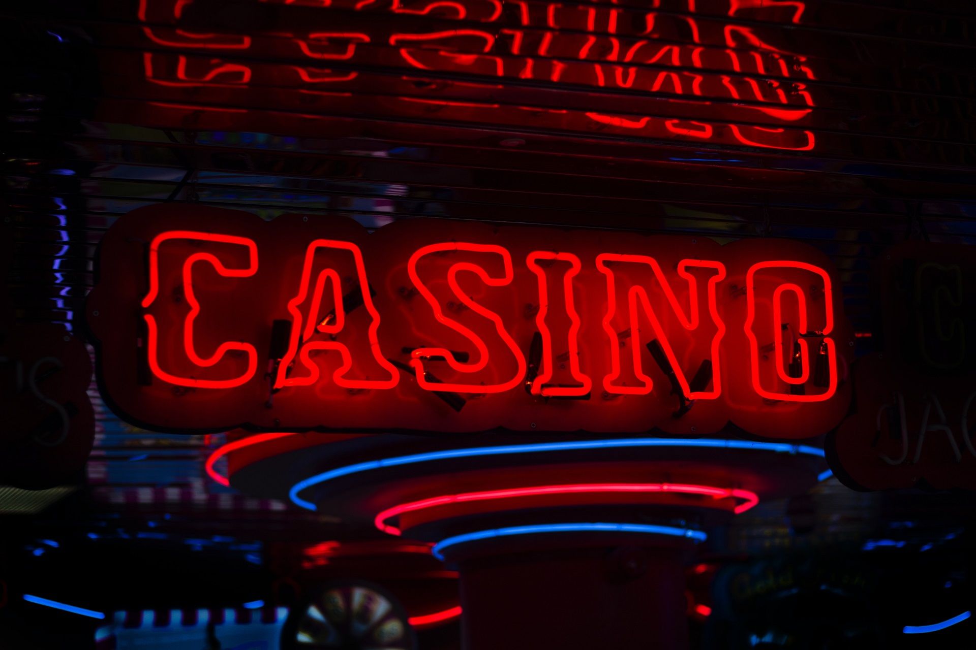 The Relationship Between Tourists and Casino